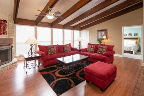 Hill Country Hideaway TBM 208 New Braunfels Texas