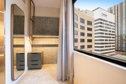 บริการและสิ่งอำนวยความสะดวก, คราวน์ พลาซ่า เมลเบิร์น บาย IHG (Crowne Plaza Melbourne By IHG) near พิพิธภัณฑ์ตรวจคนเข้าเมือง