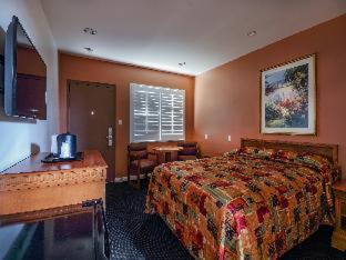 Dunes Inn - Sunset, Los Angeles (photo 10)