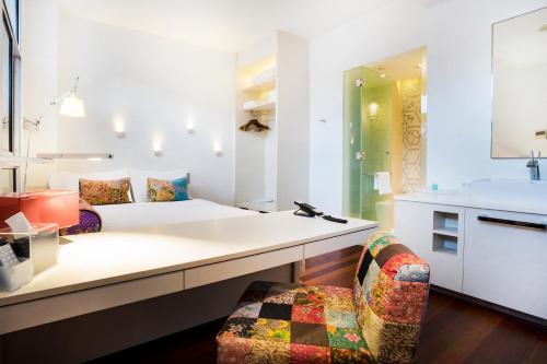 room detail thumbnail 0