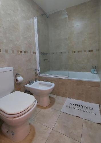 One-Bedroom Apartment image 3