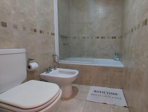 One-Bedroom Apartment image 1