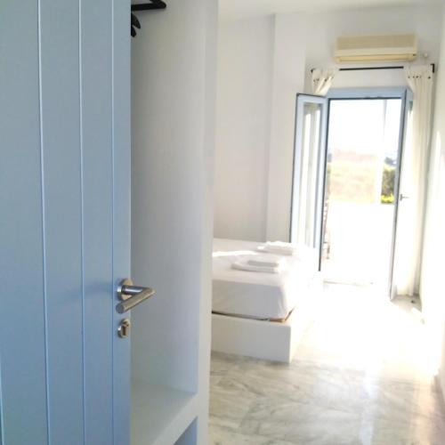 Nissos Ios Room Type - Double Room with Balcony