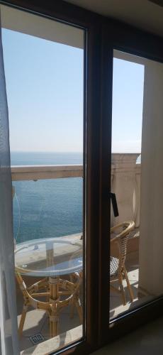 La Mer Apartcomplex - image 5