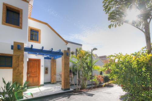 Three-Bedroom Villa with Private Pool (6 Adults) image 6