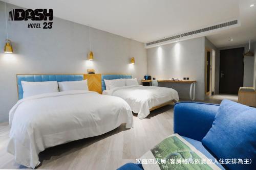 Deluxe Quadruple Room with Bathtub image 10