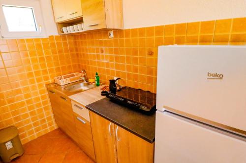 VIVANA HOUSE VIVANA HOUSE