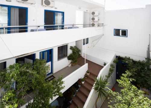Maria's Hotel - image 5