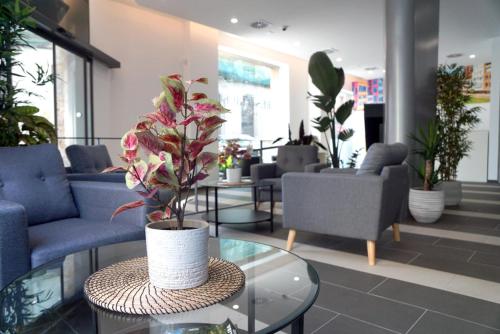 Hotel BESTPRICE Girona in Girona