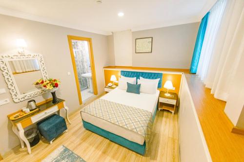 Budget Double Room image 6