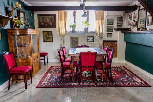 卡茲瑪瑞姆酒店 (Karczma Rzym) in 薩莫特禾爾