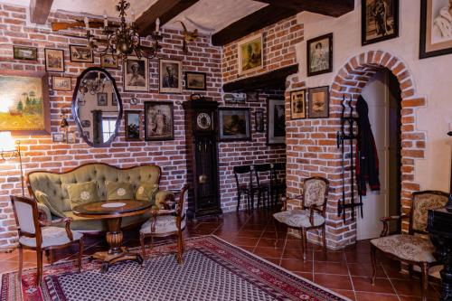 大堂, 卡茲瑪瑞姆酒店 (Karczma Rzym) in 薩莫特禾爾