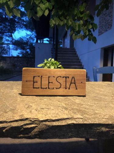 Elesta, Vourvourou (fotografie 5)