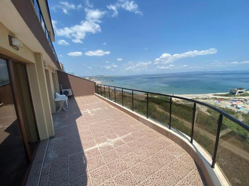 Apartments Pomorie in Pomorja