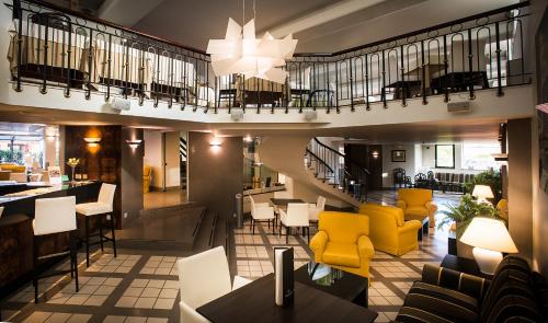 לובי, Sardegna Hotel - Suites & Restaurant in קליארי