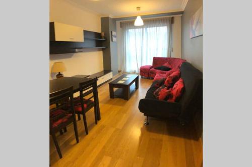  Bonito apartamento en el centro de Cangas in Cangas de Morrazo