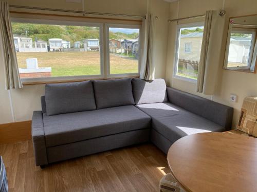 Chalet Ibiza in de duinen van IJmuiden aan Zee in 艾默伊登