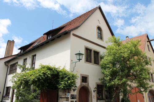 Kreuzerhof Hotel Garni - image 7