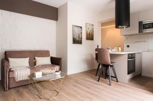 LUX&EASY Athens Downtown Apartments - main image