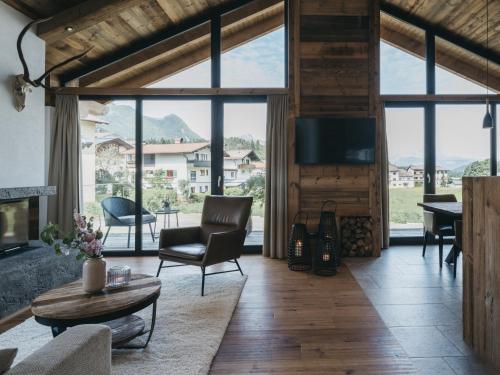 4 bedrooms, 5 beds