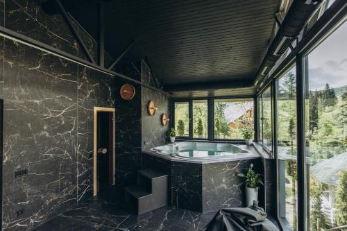 Szauna, Hotel Vedmezhyi Dvir in Polyanytsya