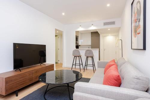 Unique and sophisticated design homes in Madrid financial centre