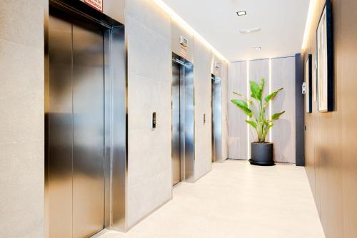 Unique and sophisticated design homes in Madrid financial centre, Madrid (foto 6)