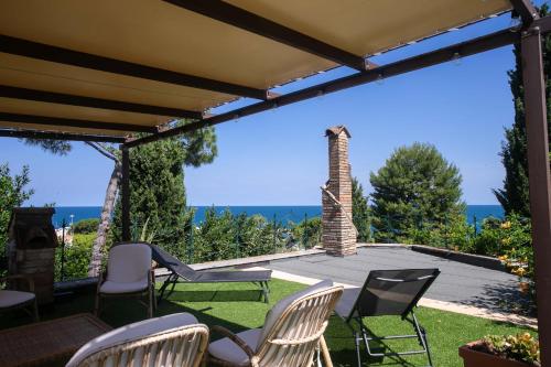 Villa with Sea View