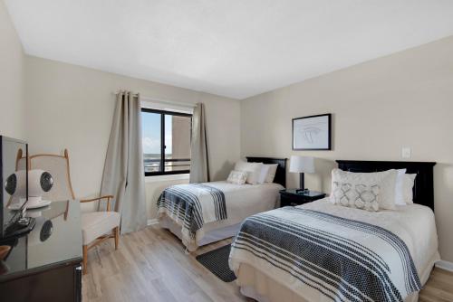Emerald Towers 902 - image 12