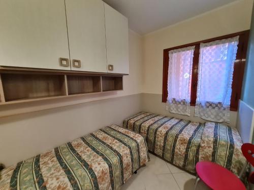 Two-Bedroom Apartment image 6