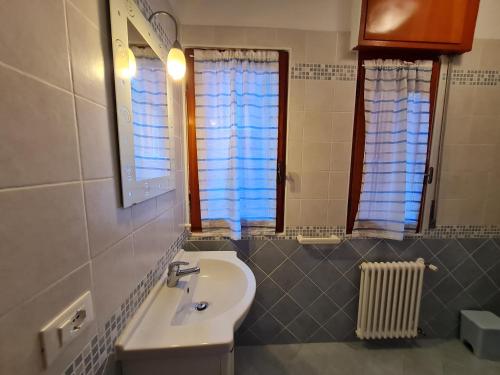 Two-Bedroom Apartment image 3