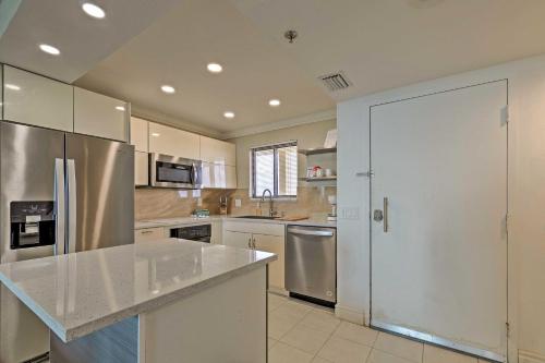 Hudson Resort Condo with Private Beach Access! in Hudson, USA