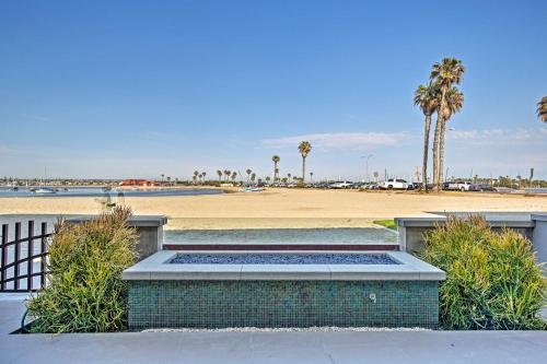 Bayfront Getaway on Boardwalk with Hot Tub! - image 13