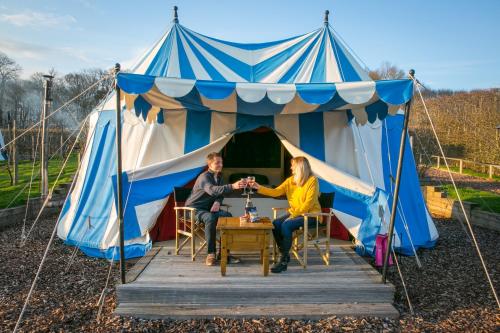 Leeds Castle Knights Glamping 1