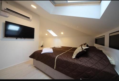 Agent Lux Apartments - image 4
