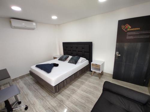 Hostel Boutique Nido de Loros, Medellín (photo 3)