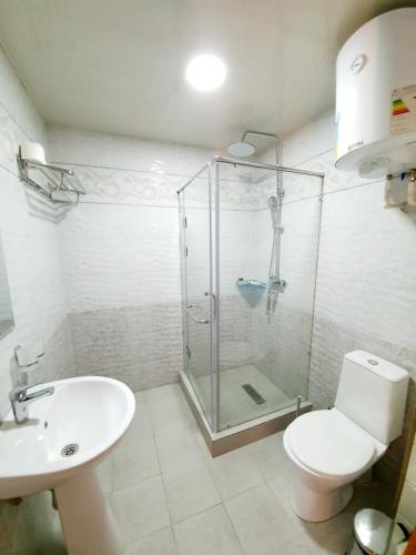 BARAKA HOTEL – Toshkent, NY