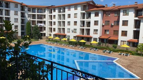 3 Room Family Apartment with Pool View (4 min. away from the Sea)