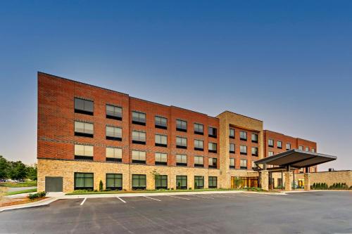 Holiday Inn Express & Suites - Winston - Salem SW - Clemmons, an IHG Hotel