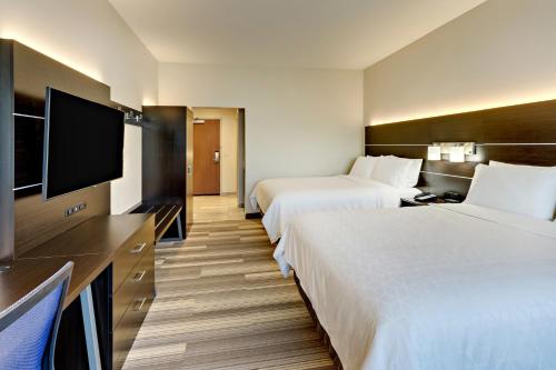 Holiday Inn Express & Suites - Winston - Salem SW - Clemmons, an IHG Hotel