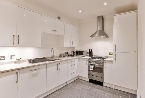 KVM - Jubilee Mansions Apartment by KVM Serviced Accommodation