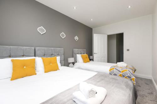 Kvm - Kensington Apartment Town Centre With Parking By Kvm Serviced Accommodation, , Cambridgeshire