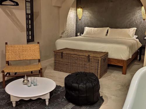 Moroccan vacation home for 16 guests!