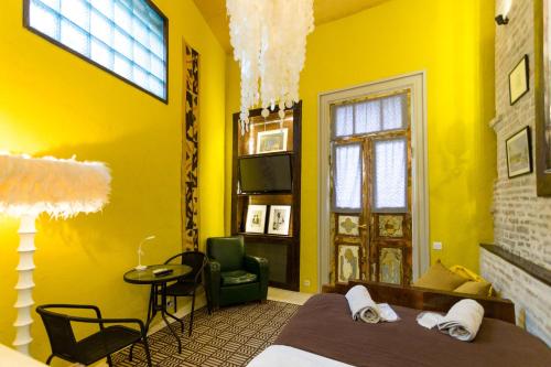 Castle in Old Town Room Type - Loft