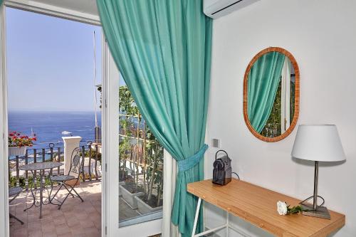 Malafemmena Guest House 1