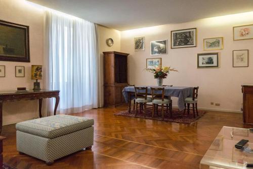 Luxury Art Atelier Apartment, Rom (Foto 3)