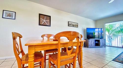 Beachside Villas 204B by Teeming Vacation Rentals - image 7