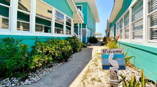 Gulf Sands 5 by Teeming Vacation Rentals