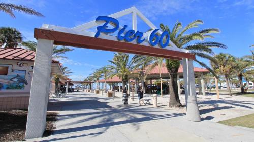 Harborview Grande by Teeming Vacation Rentals - image 10