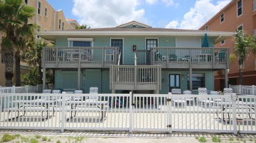 LeMar by Teeming Vacation Rentals - main image